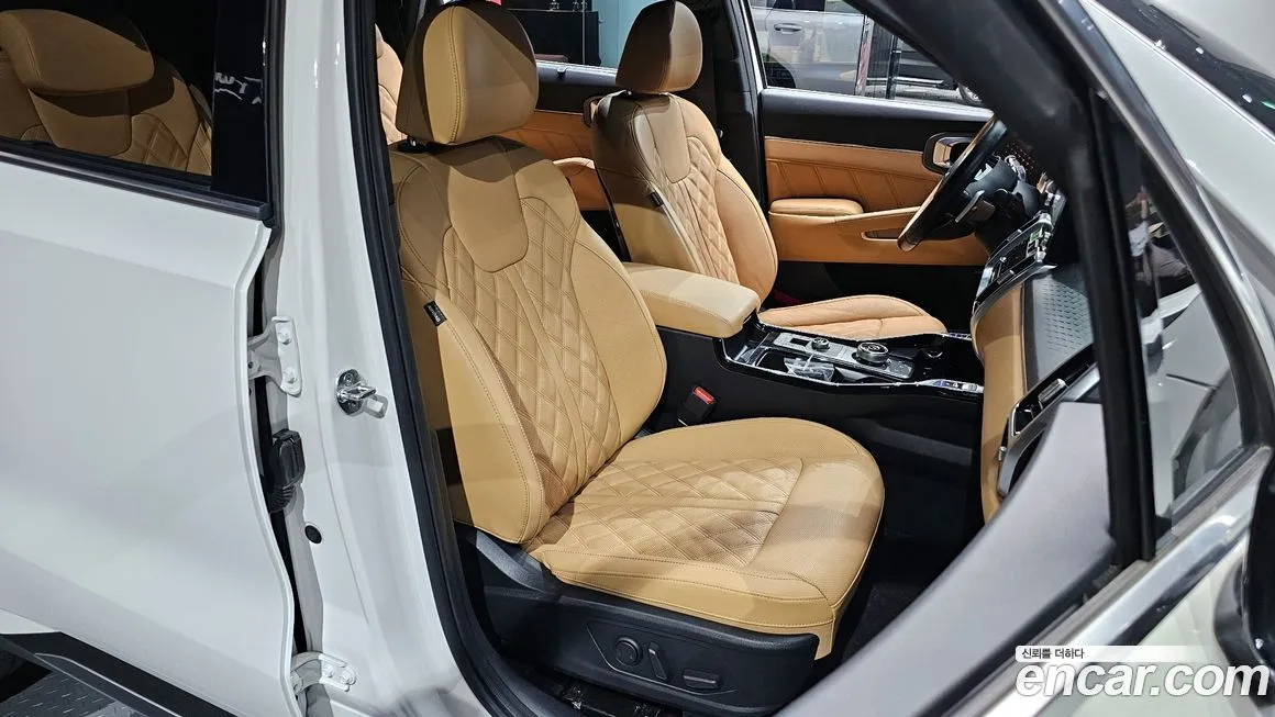 Kia Sorento — фото 10