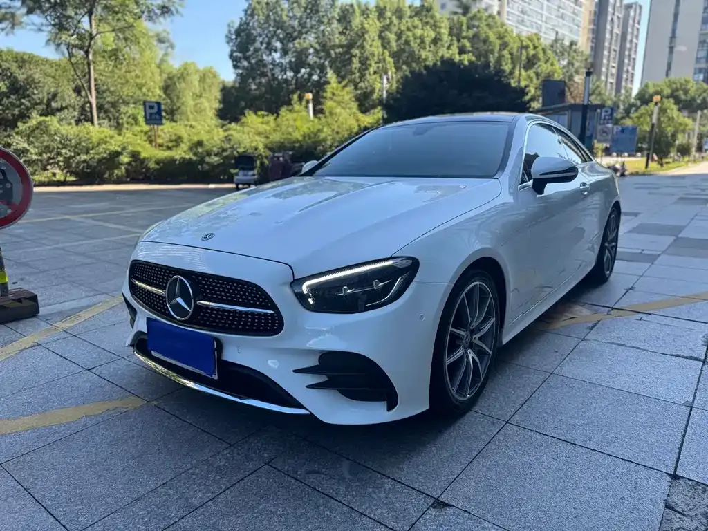 Mercedes-Benz E-Class (Import) — фото 1