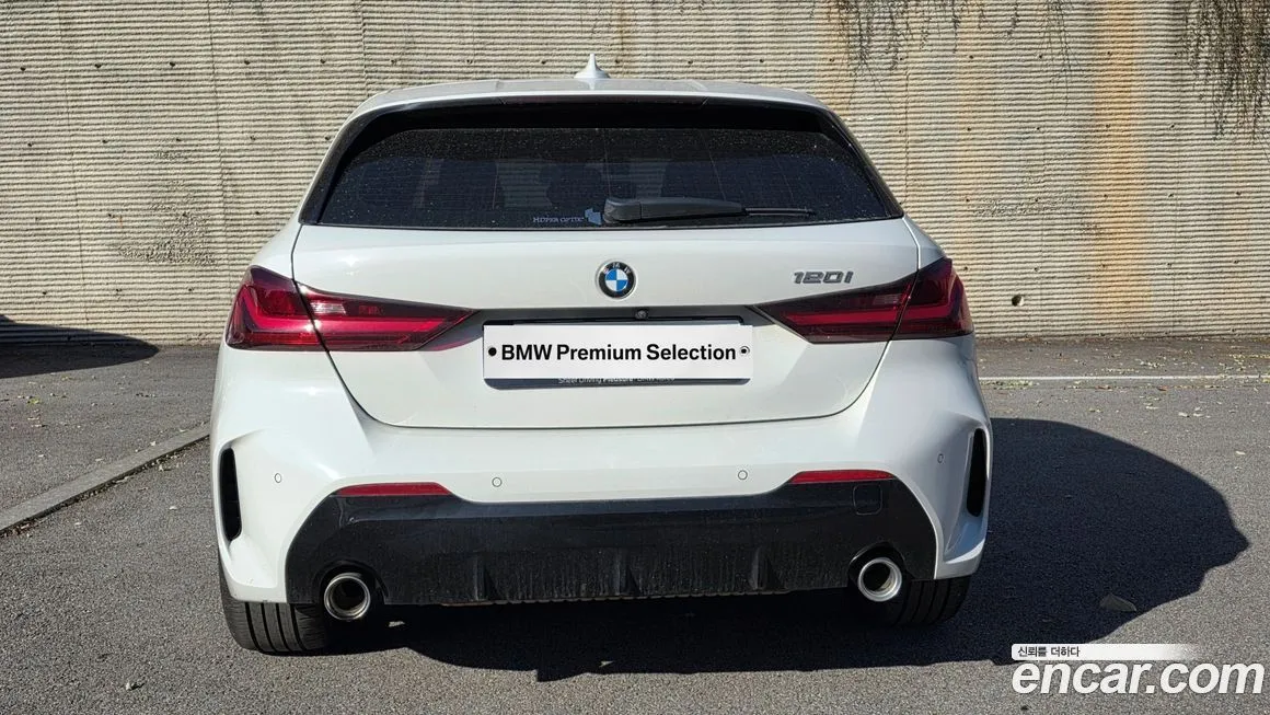BMW 1-Series 2024 из KR, фото 4