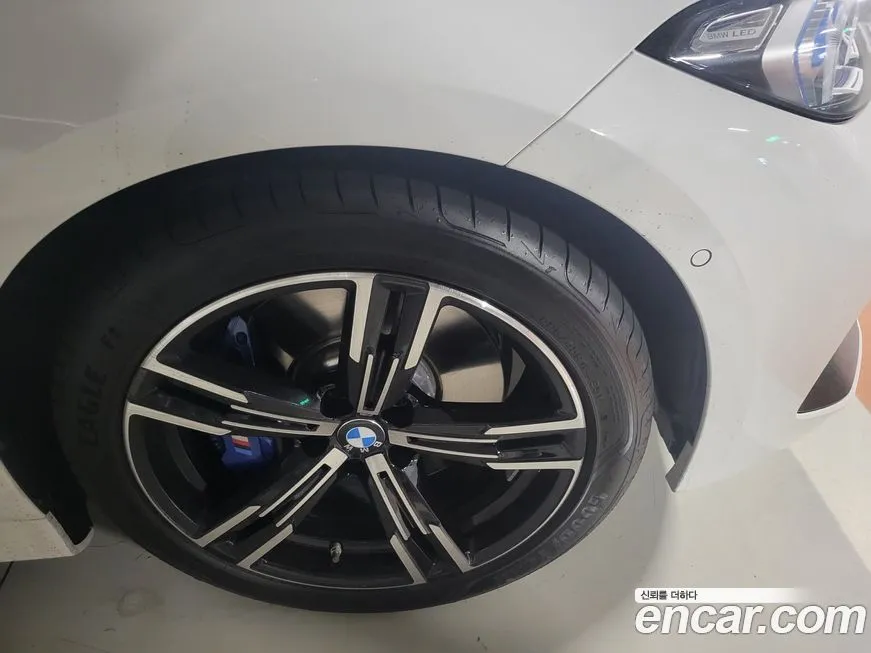 BMW 3-Series 2025 из KR, фото 10