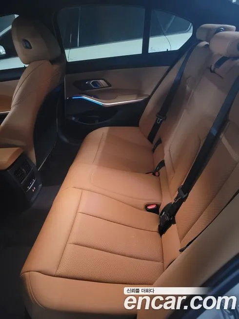BMW 3-Series 2025 из KR, фото 7