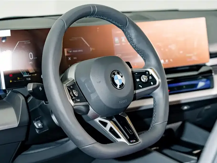 BMW 5 Series — фото 10