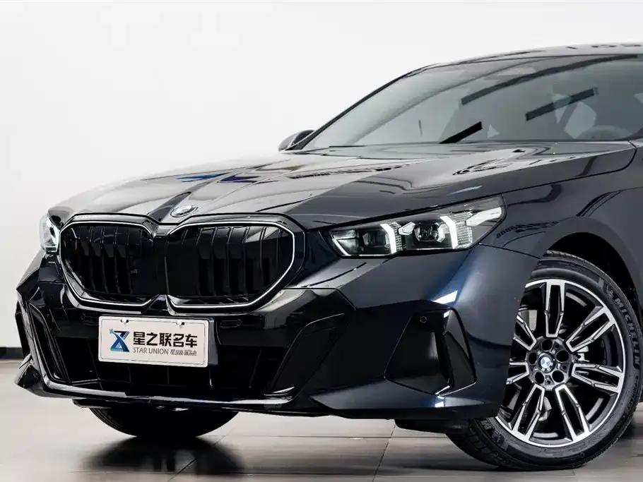 BMW 5 Series — фото 3