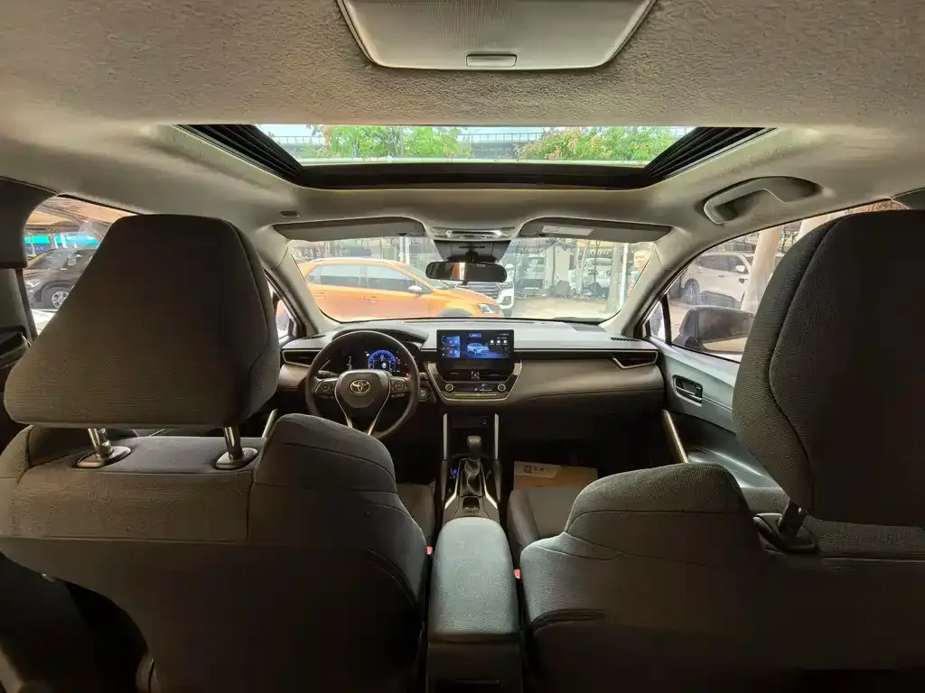 Toyota Frontlander 2023 из CN, фото 8