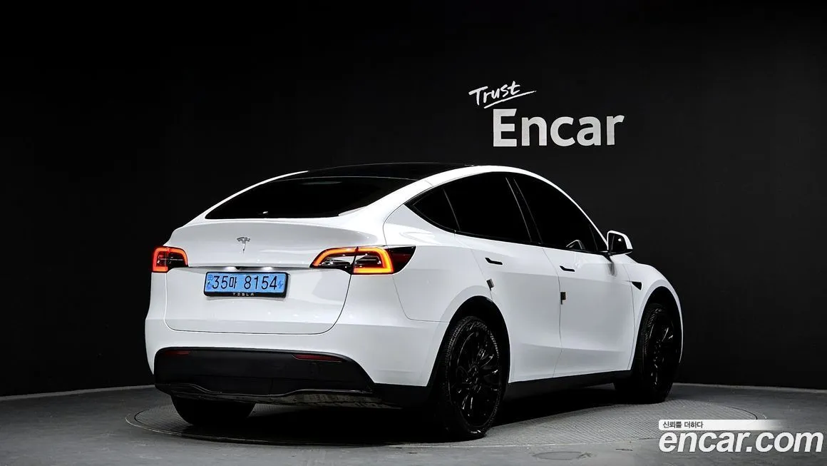 Tesla Model Y 2024 из KR, фото 2