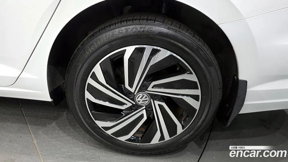 Volkswagen Jetta 2021 из KR, фото 5