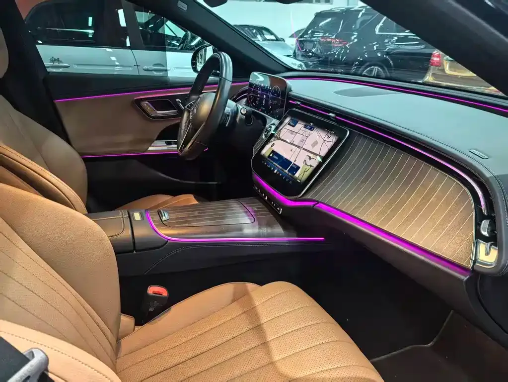 Mercedes-Benz E-Class 2024 из CN, фото 10