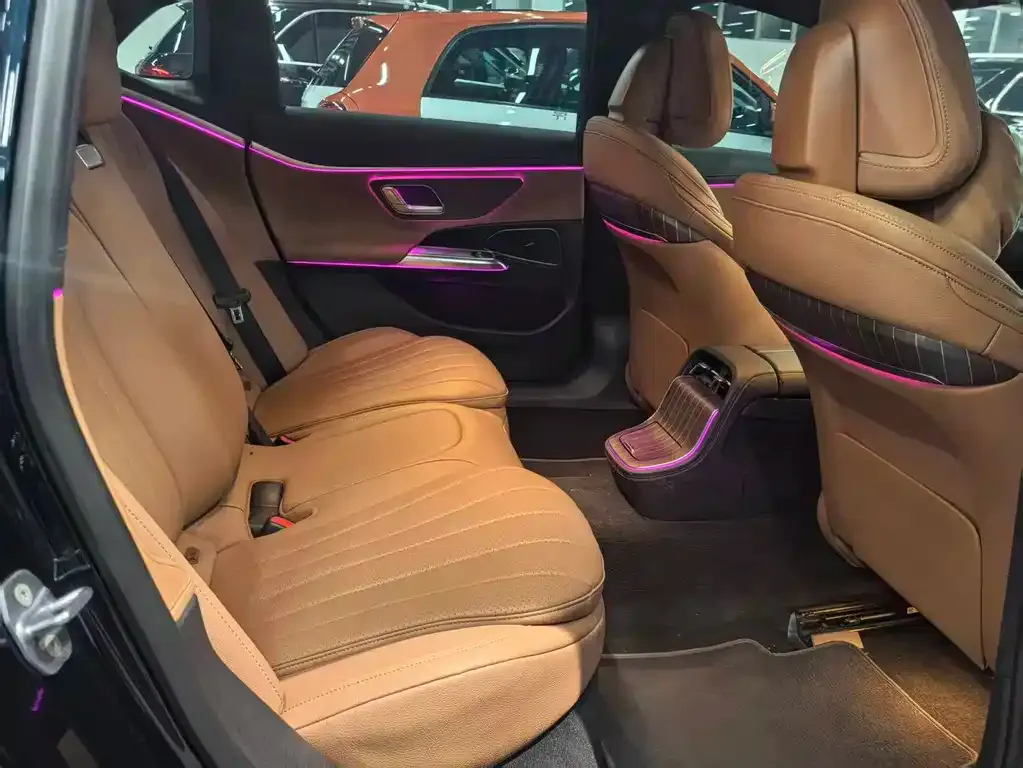 Mercedes-Benz E-Class 2024 из CN, фото 9