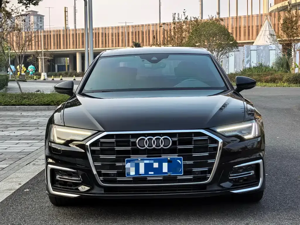 Audi A6L 2021 из CN, фото 2