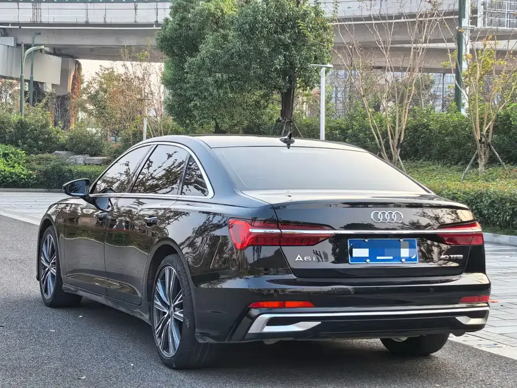 Audi A6L 2021 из CN, фото 4