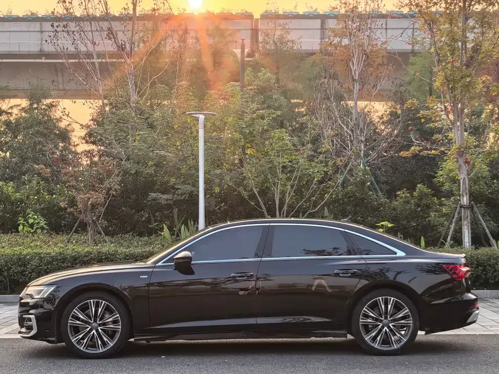 Audi A6L 2021 из CN, фото 7