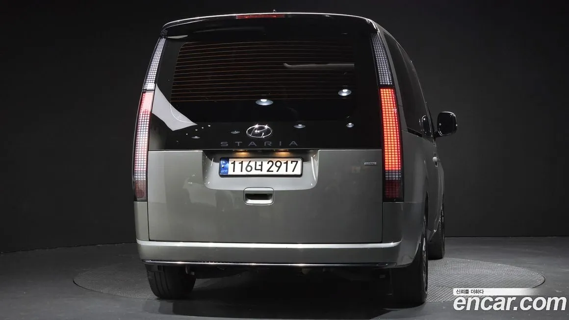 Hyundai Staria 2023 из KR, фото 4