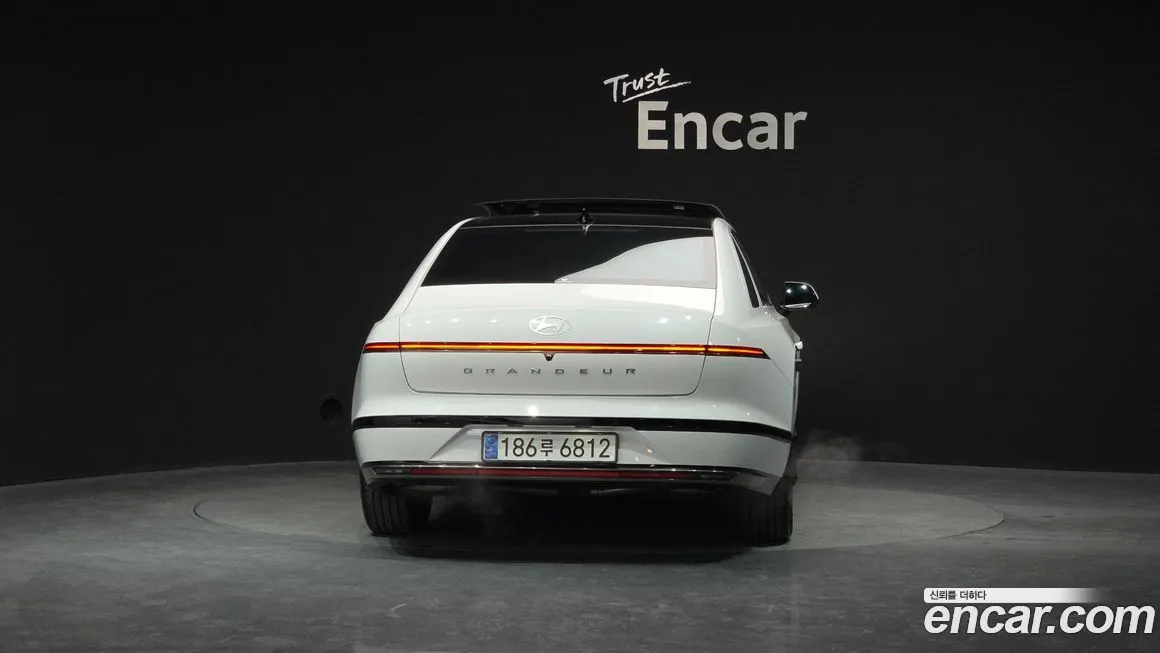 Hyundai Grandeur 2023 из KR, фото 4