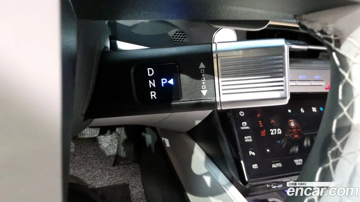 Hyundai Grandeur 2023 из KR, фото 9