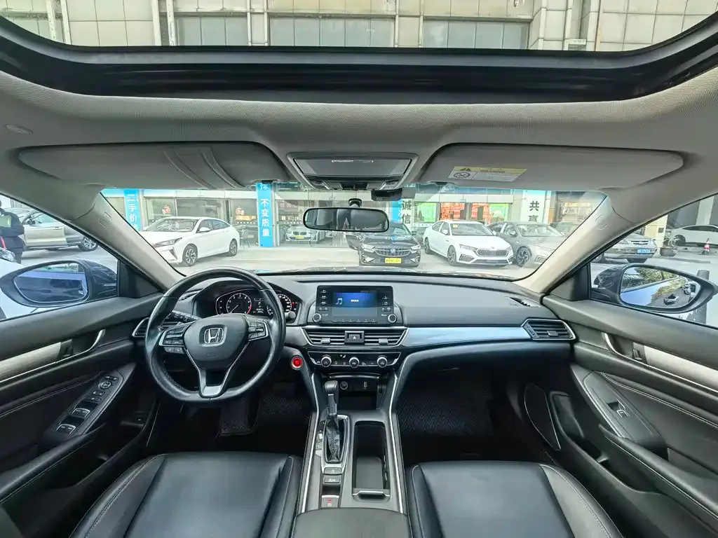 Honda Inspire — фото 9