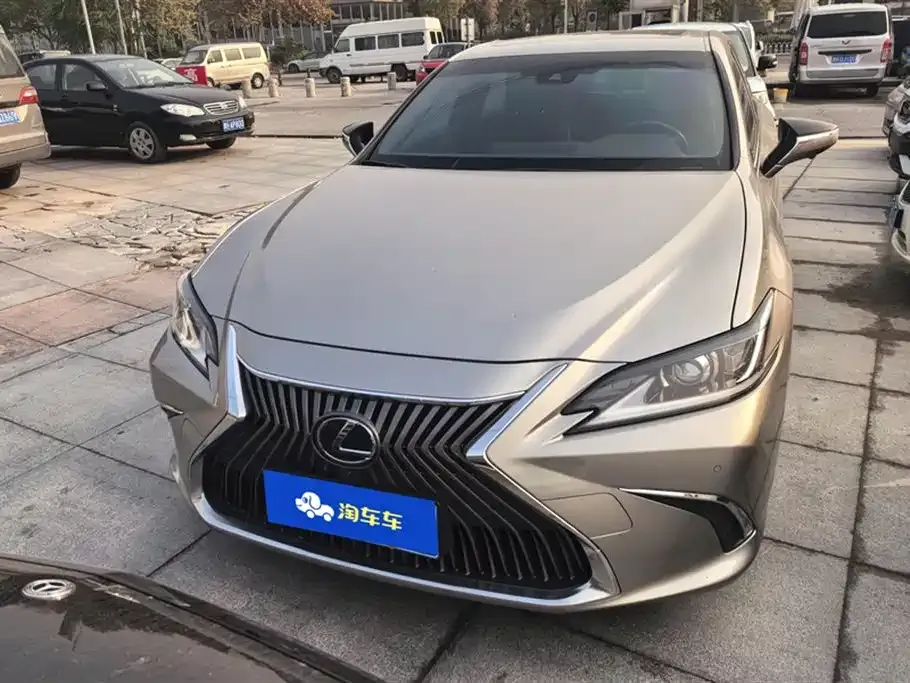 Lexus ES — фото 2