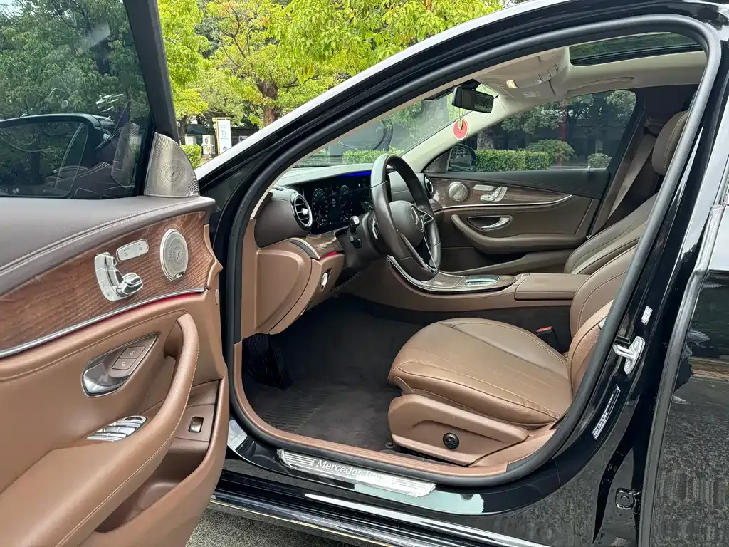 Mercedes-Benz E-Class 2021 из CN, фото 4