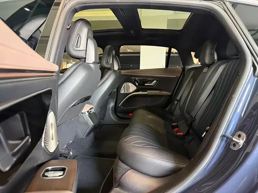 Mercedes-Benz EQS 2023 из CN, фото 6