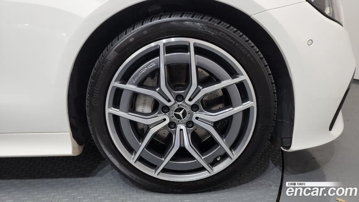 Mercedes-Benz E-Class 2023 из KR, фото 5