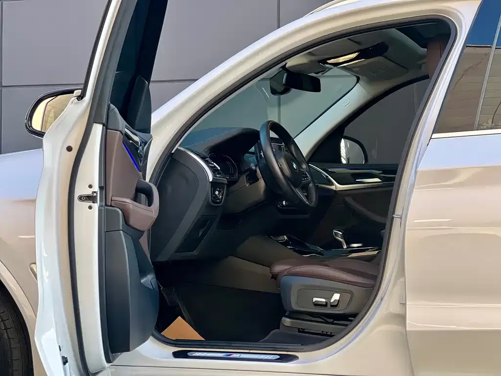 BMW X3 2022 из CN, фото 4