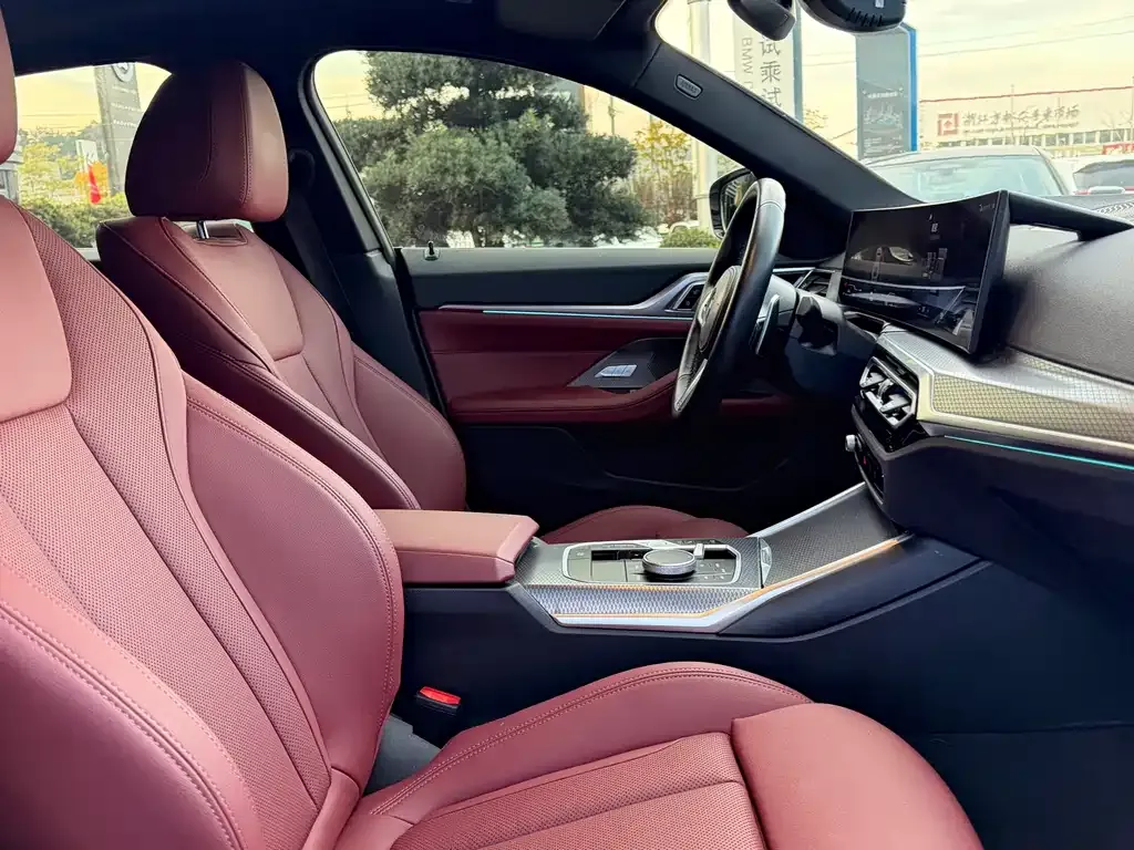 BMW 4 Series 2024 из CN, фото 9