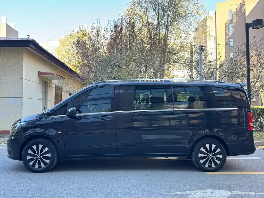 Mercedes-Benz Vito 2023 из CN, фото 4