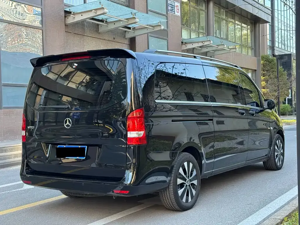 Mercedes-Benz Vito 2023 из CN, фото 7