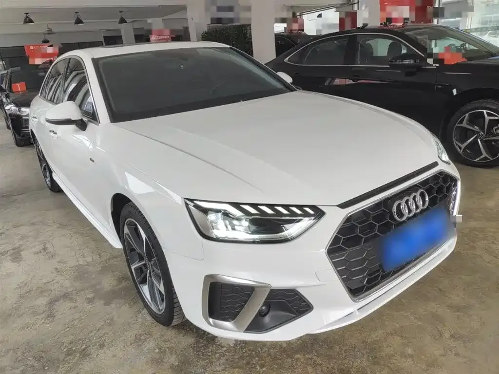 Audi A4L 2023 из CN, фото 4