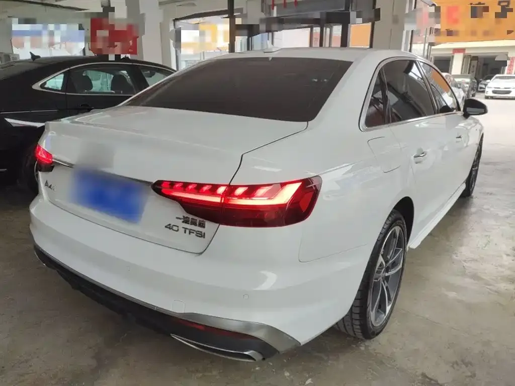 Audi A4L 2023 из CN, фото 7