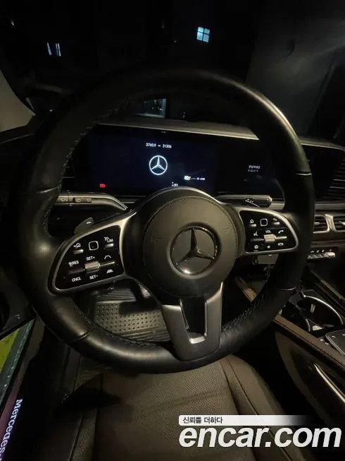 Mercedes-Benz GLE-Class — фото 6