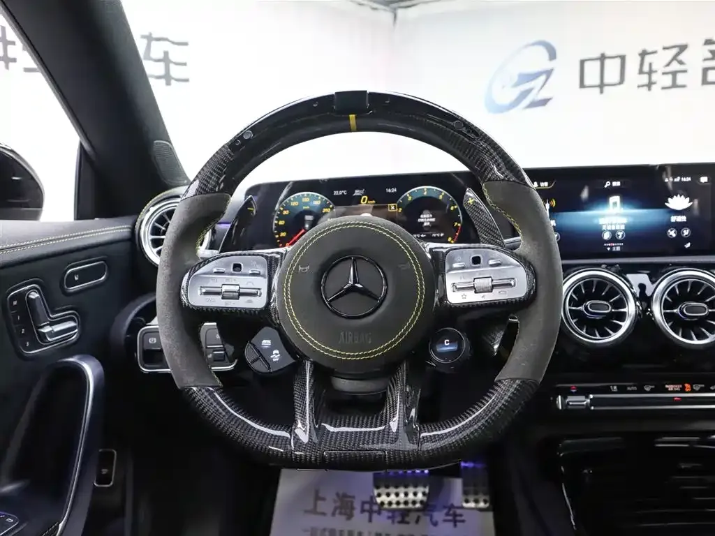 Mercedes-Benz CLA AMG — фото 10