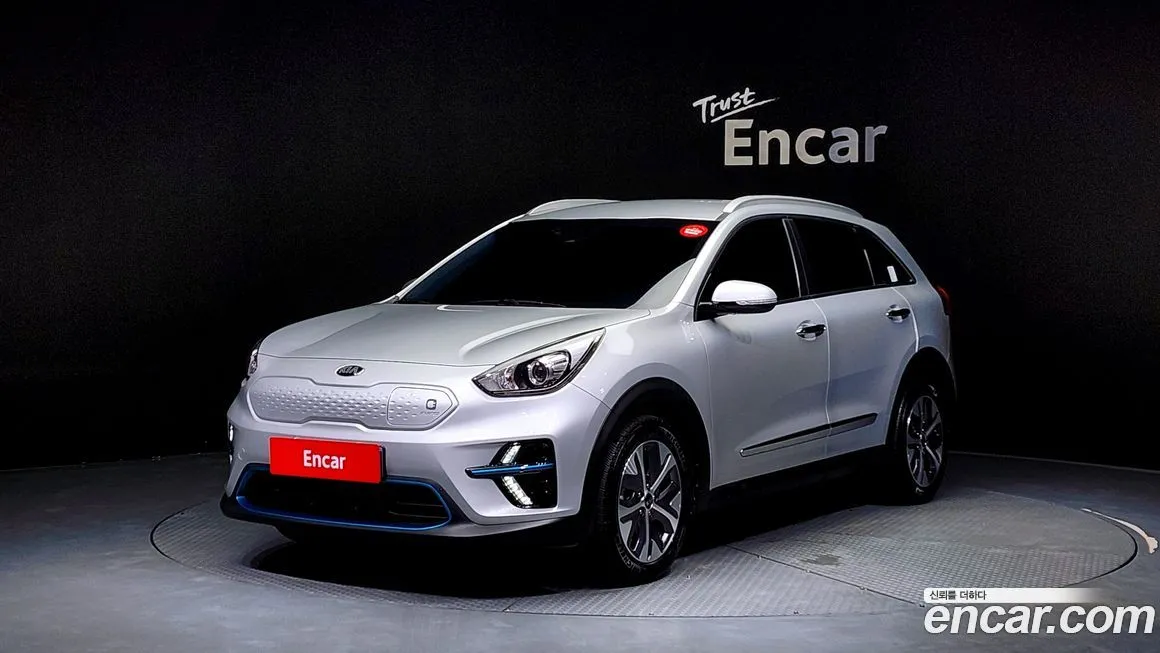 Kia Niro — фото 1