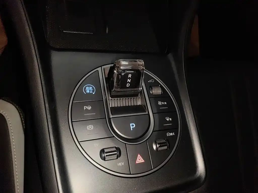 BYD Seal 05 DM-i 2025 из CN, фото 6