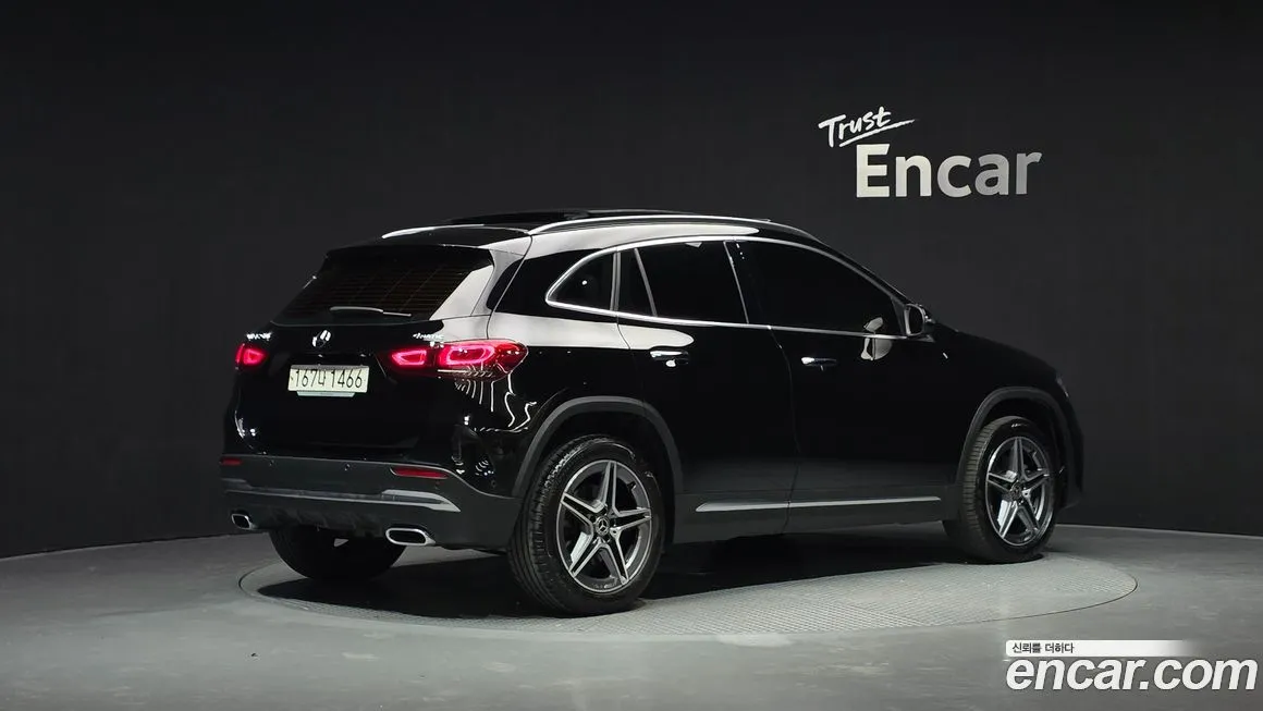 Mercedes-Benz GLA-Class — фото 2