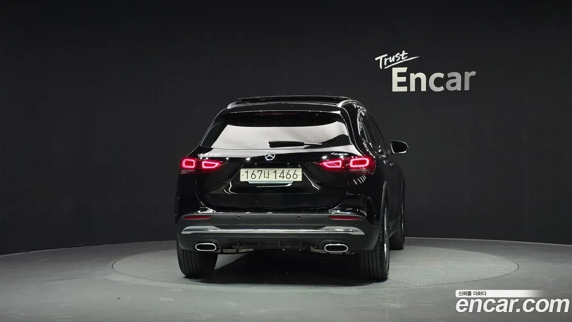 Mercedes-Benz GLA-Class — фото 4