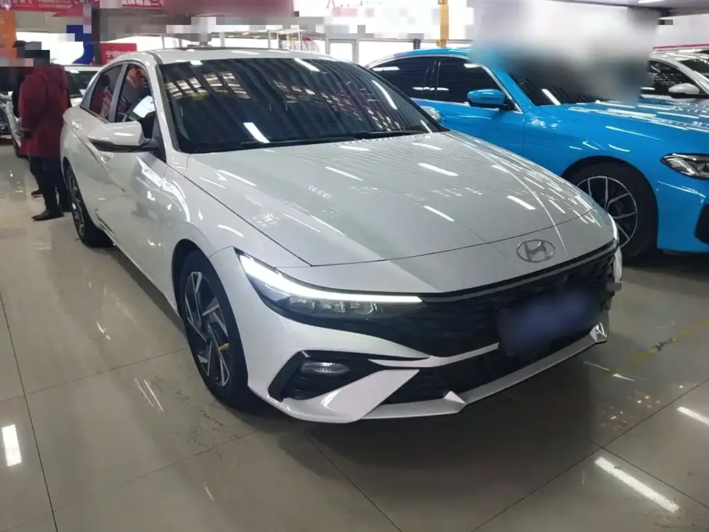 Hyundai Elantra 2024 из CN, фото 4