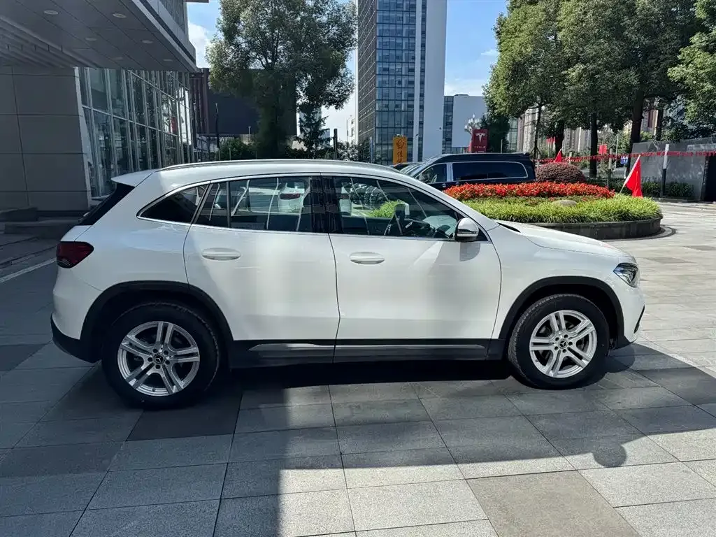 Mercedes-Benz GLA 2023 из CN, фото 10