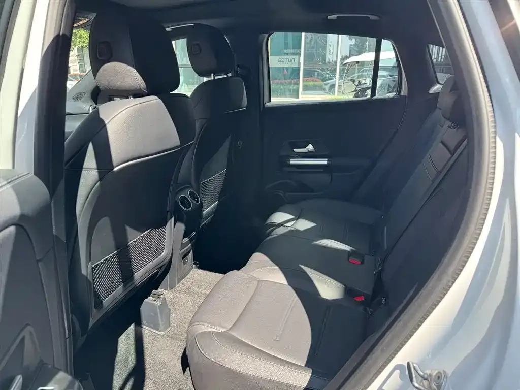 Mercedes-Benz GLA 2023 из CN, фото 6