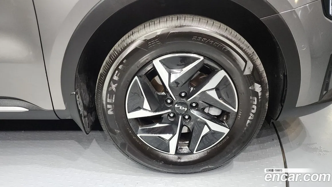 Kia Sorento — фото 5