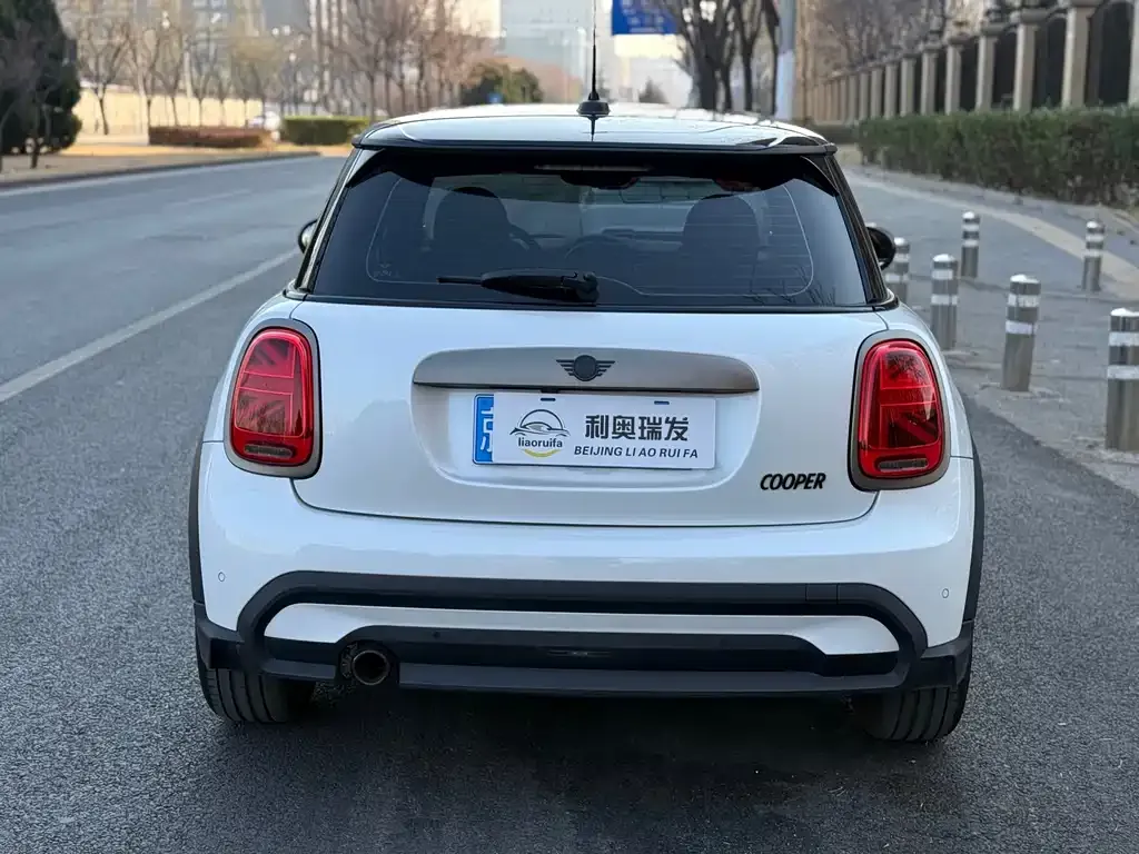 MINI Cooper (3-door) 2024 из CN, фото 5