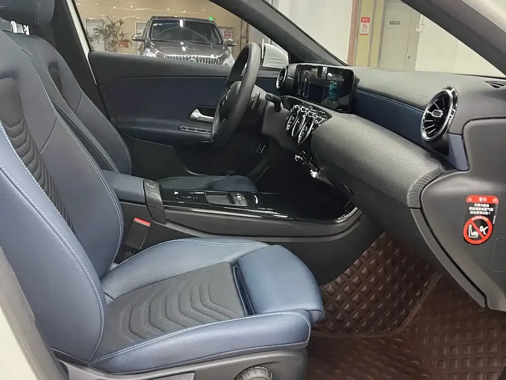 Mercedes-Benz A-Class 2021 из CN, фото 10