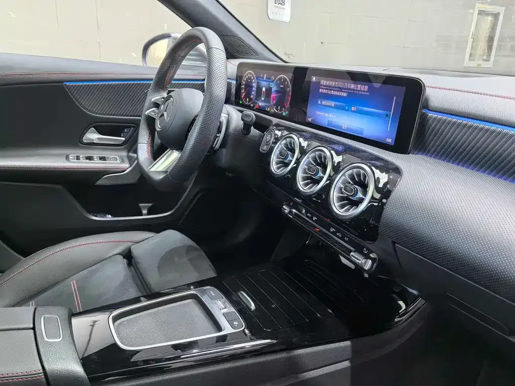 Mercedes-Benz A-Class 2025 из CN, фото 8
