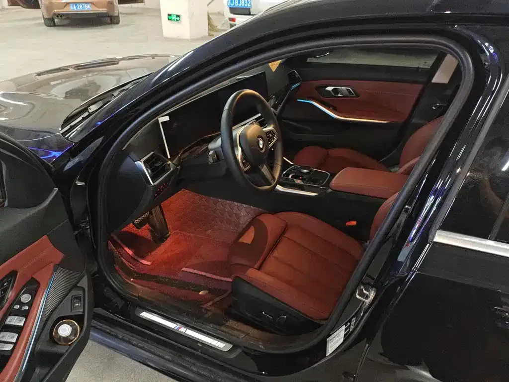 BMW 3 Series 2024 из CN, фото 3
