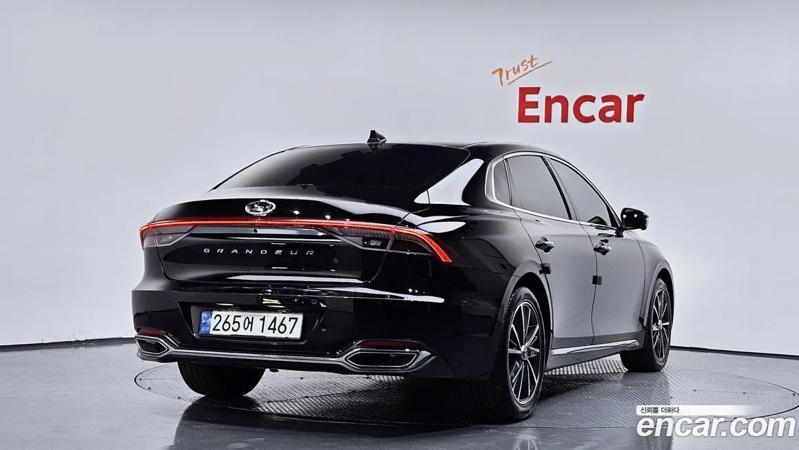 Hyundai Grandeur 2022 из KR, фото 2