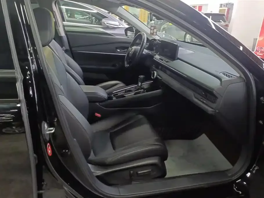 Honda Accord 2023 из CN, фото 8