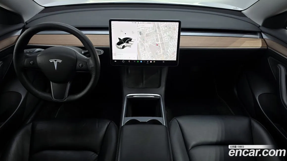 Tesla Model 3 — фото 7
