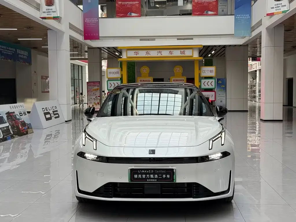 Lynk & Co 07 EM-P 2025 из CN, фото 2
