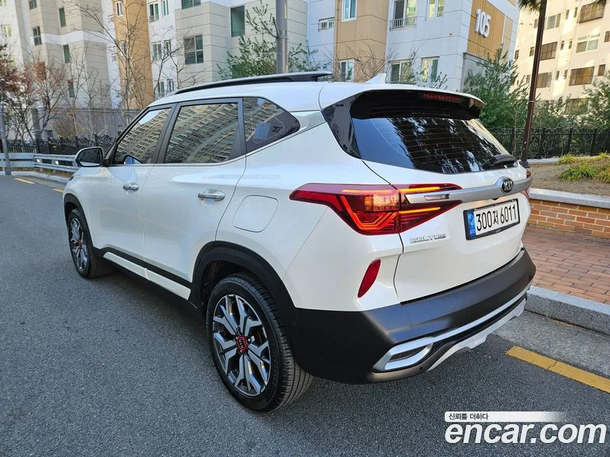 Kia Seltos 2022 из KR, фото 2