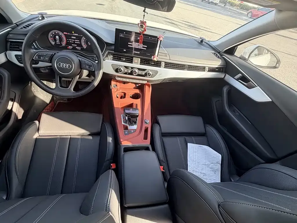 Audi A4L 2024 из CN, фото 5