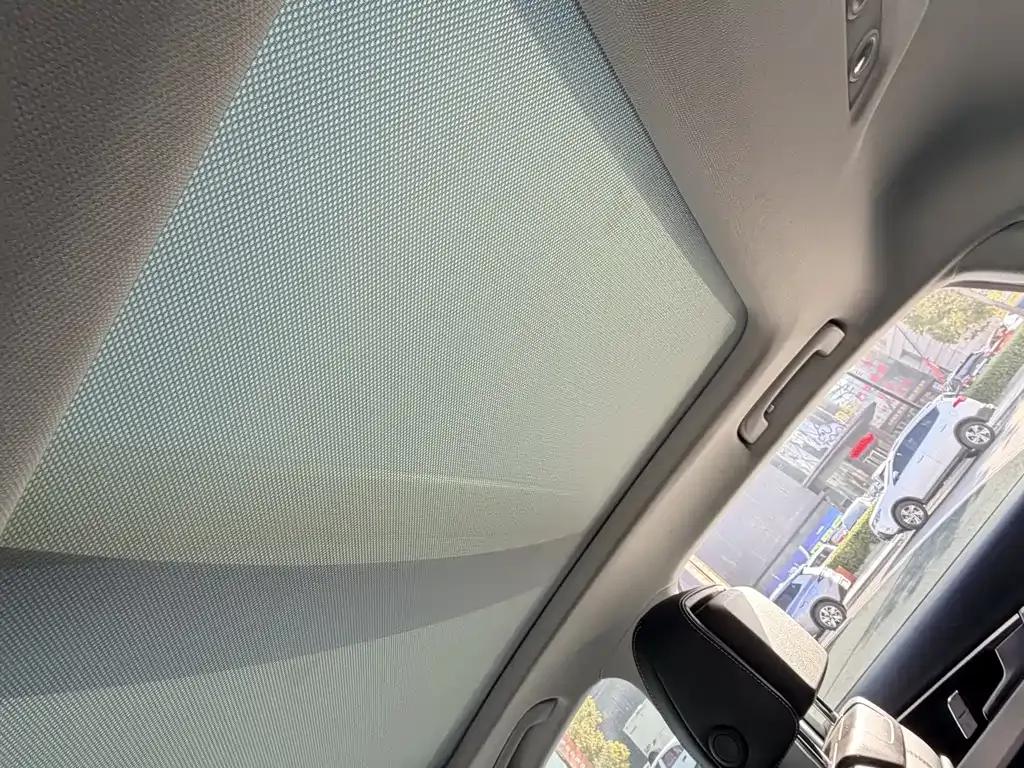 Audi A4L 2024 из CN, фото 7